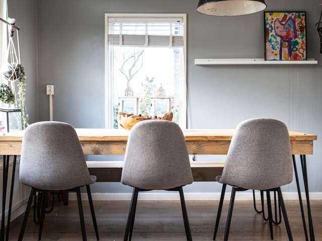 Eetstoelen En Keukenstoelen: Meer Dan Alleen Zitmeubels